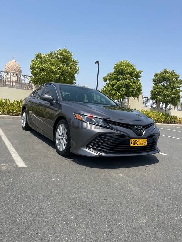 Toyota Camry 2020 0