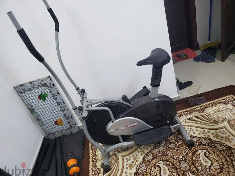 Body Builder Spin Bike, black 2