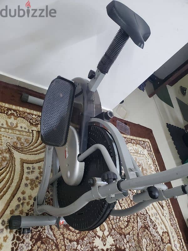 Body Builder Spin Bike, black 3