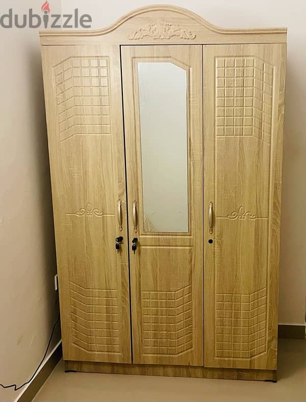 WARDROBE FOR SALE (78882580) 0