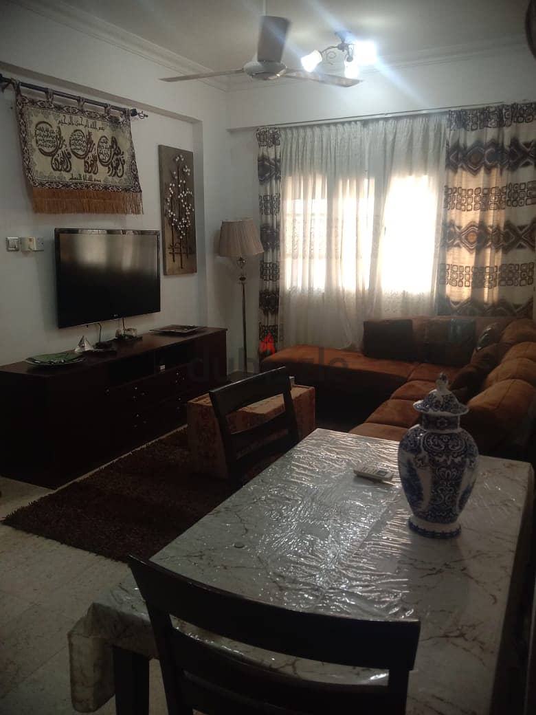 furnished appartment in the main alkhod sooq infront line 14