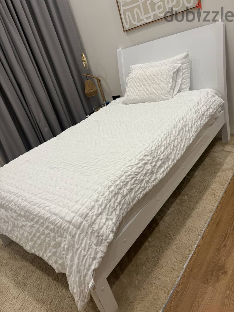 Single bed for sale 0