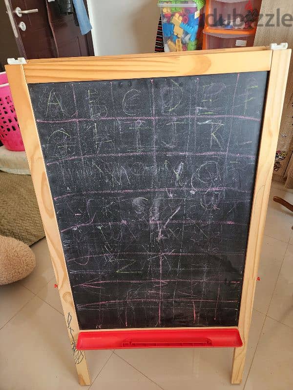 Black & White Board for kids 1