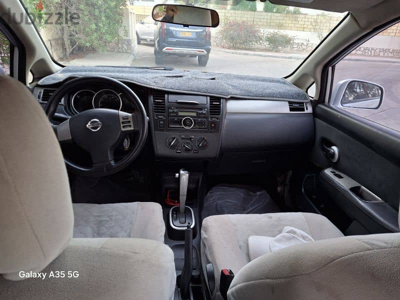 Nissan Tiida 2010 0