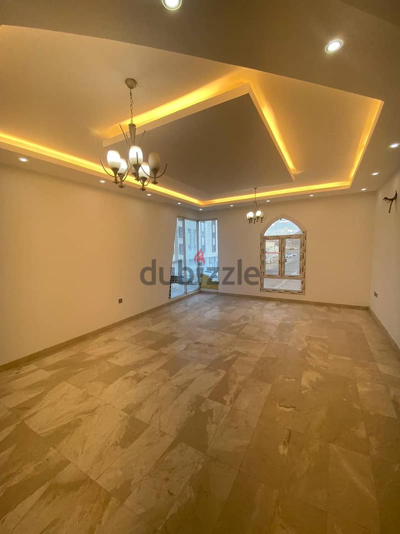 For Rent 5 Bhk Villa In Boucher للإيجار فيلا 5 غرف نوم في بوشر 12