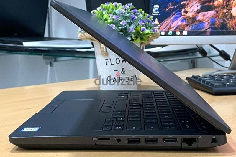 Dell latitude 5401 i7 9th Ram 16GB SSD 512GB  Display 14"@ 105 omr 3