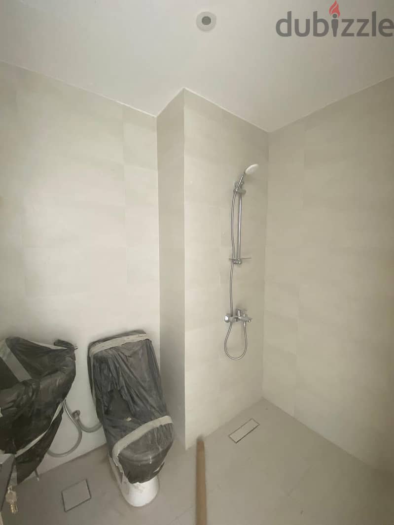 " **High-Quality Flat to Let in mawaleh south ** 3