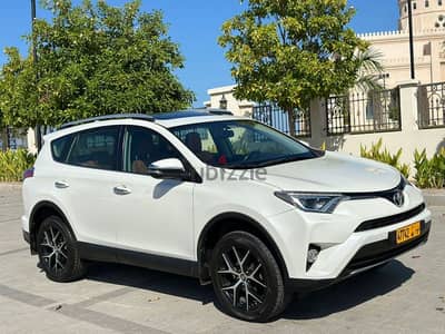 Toyota Rav 4 2018 ( oman agency)