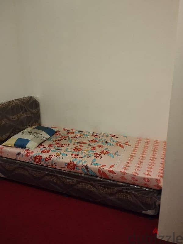 bed space and room available with all included 4