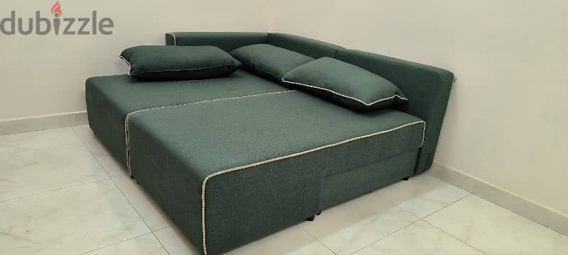 Sofa comes bed 3