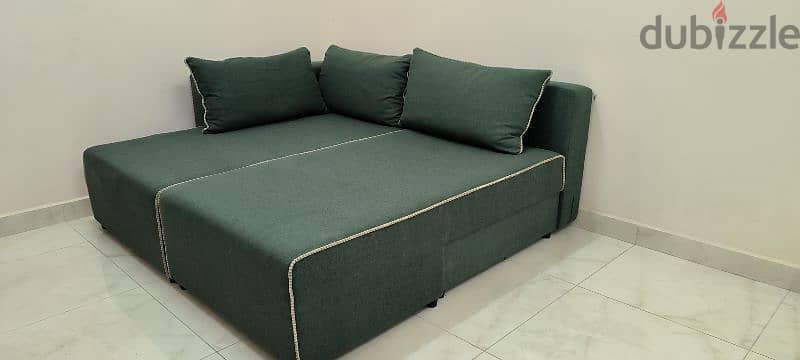 Sofa comes bed 6