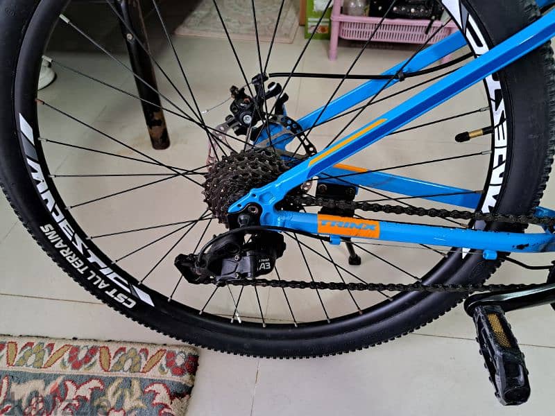 It is a branded bicycle for sale with aluminum frame I 7