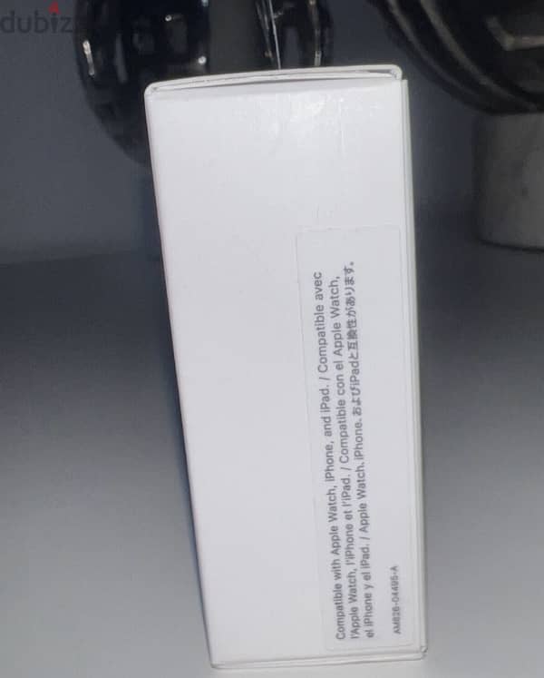 apple i phoen 20W adapter 1