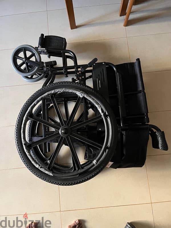 WHEEL CHAIR 10