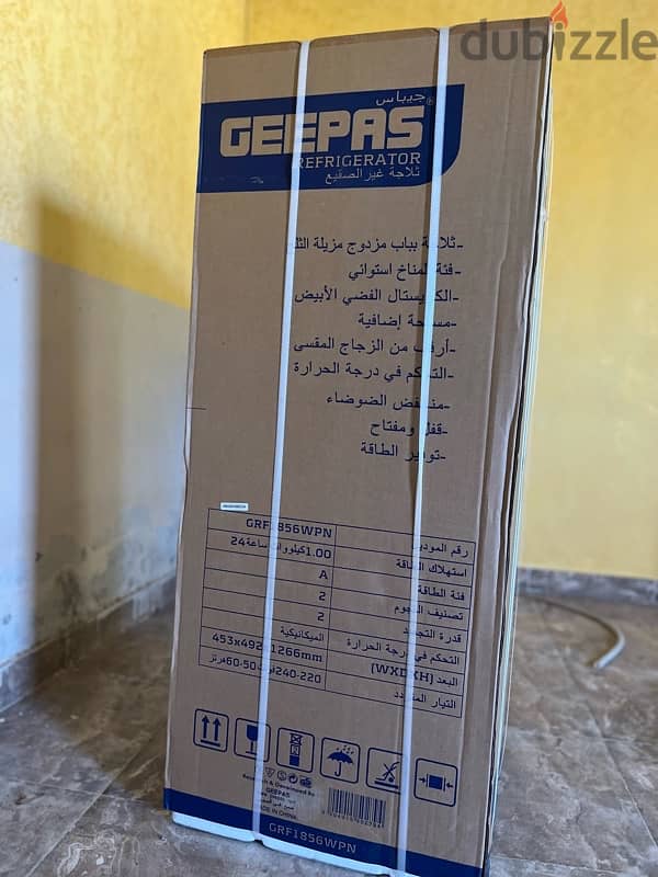 GEEPAS DOUBLE DOOR REFRIGERATOR 180L 4