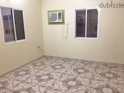 spacious 2 bhk flat in Alkhuwair 33 near taimor mosque with balconies