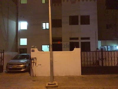 spacious 3 bhk flat in Qurum near rose garden