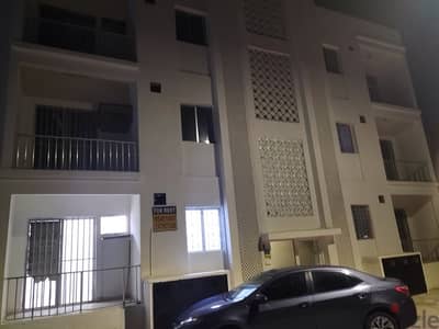 newly renovated 4 bedrooms flat for rent in Ruwi near alfaris bakery