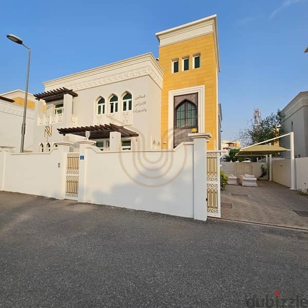 MADINAT AL SULTAN QABOOS | RESIDENTIAL 4+1 BR VILLA 1