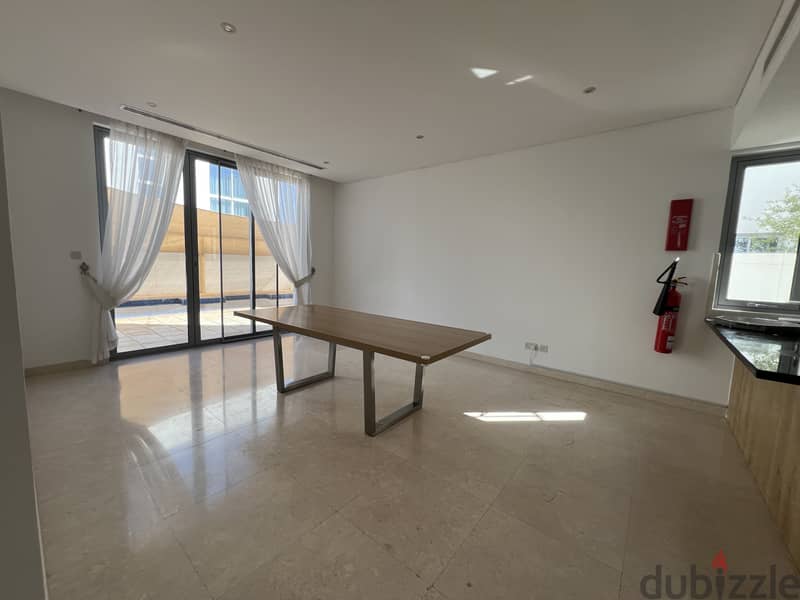 5 Bedroom Villa for Rent in Al Mouj 7