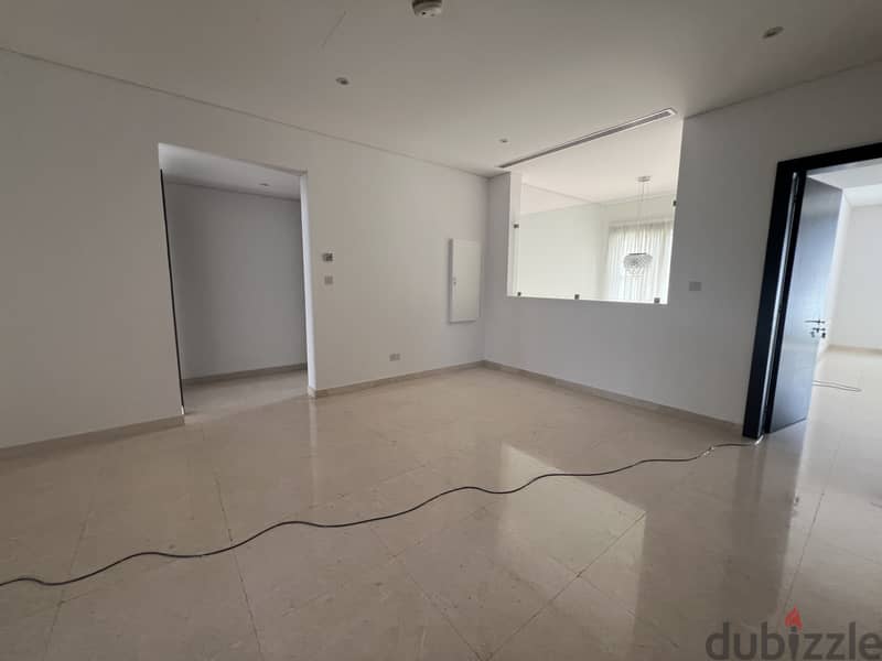 5 Bedroom Villa for Rent in Al Mouj 12