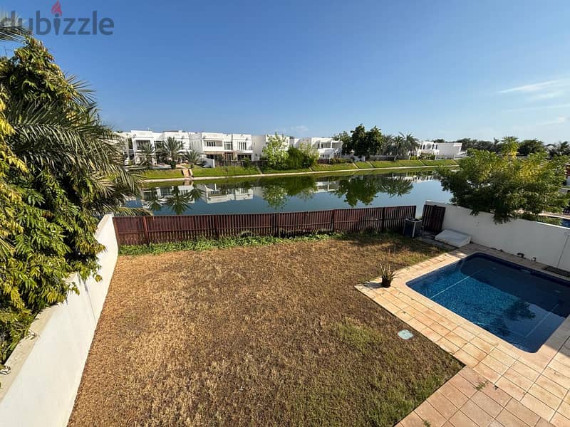 Large 4 Bedroom Lake Front Villa for Rent in al Mouj 13