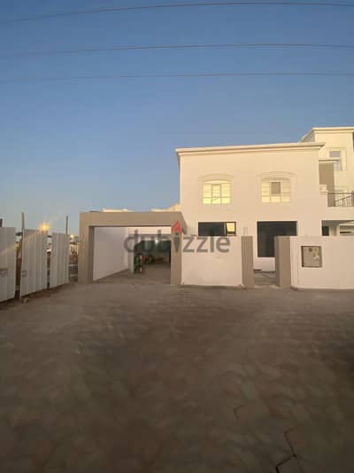 SR-AR-682 Hight quality ground floor villa to let in mawaleh north