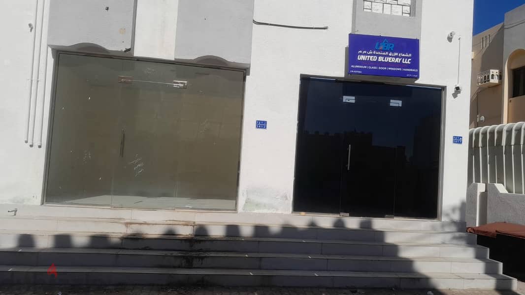 2Flats and side shop for rent Seeb Sharadi محل جانبي وشقتين في الشرادي 2