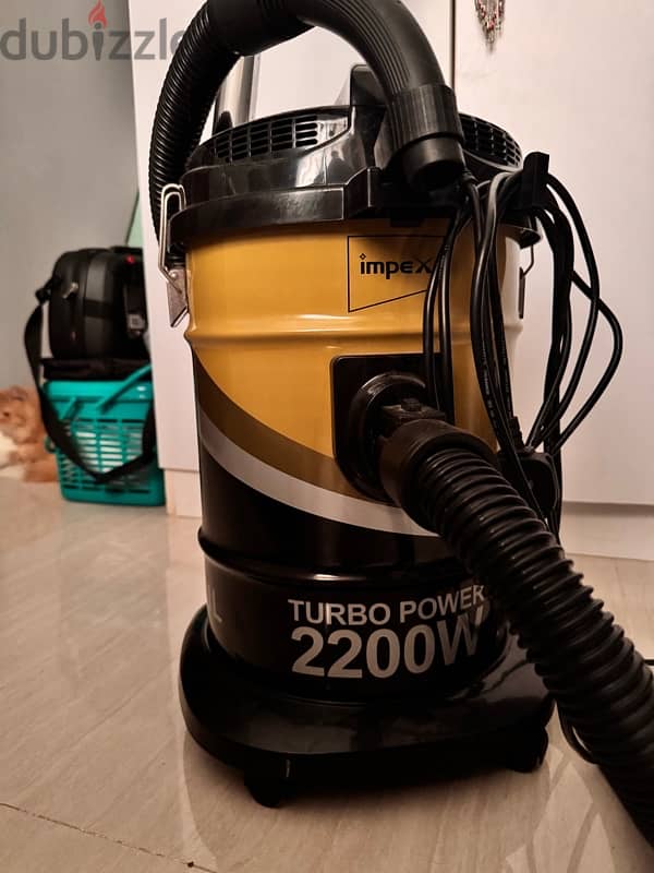 Let’s than one year impex vacuum  In new condition 0