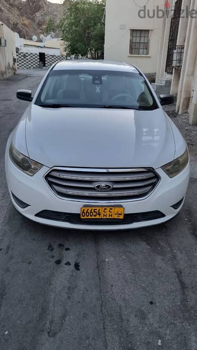 Ford Taurus 2013