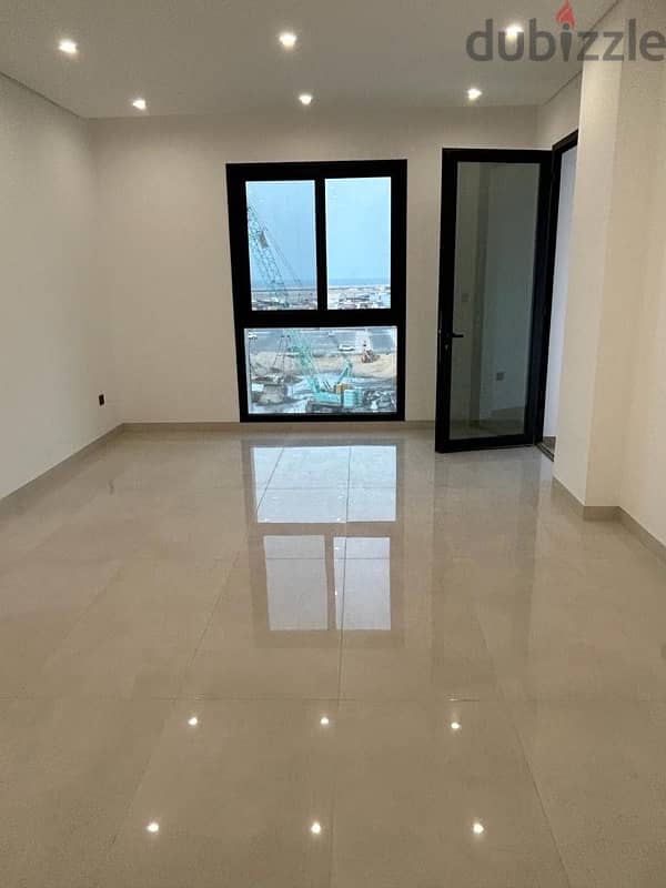 شقة فخمة في الموج a luxury apartment in almouj muscat 0