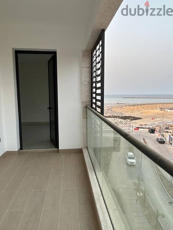 شقة فخمة في الموج a luxury apartment in almouj muscat 2