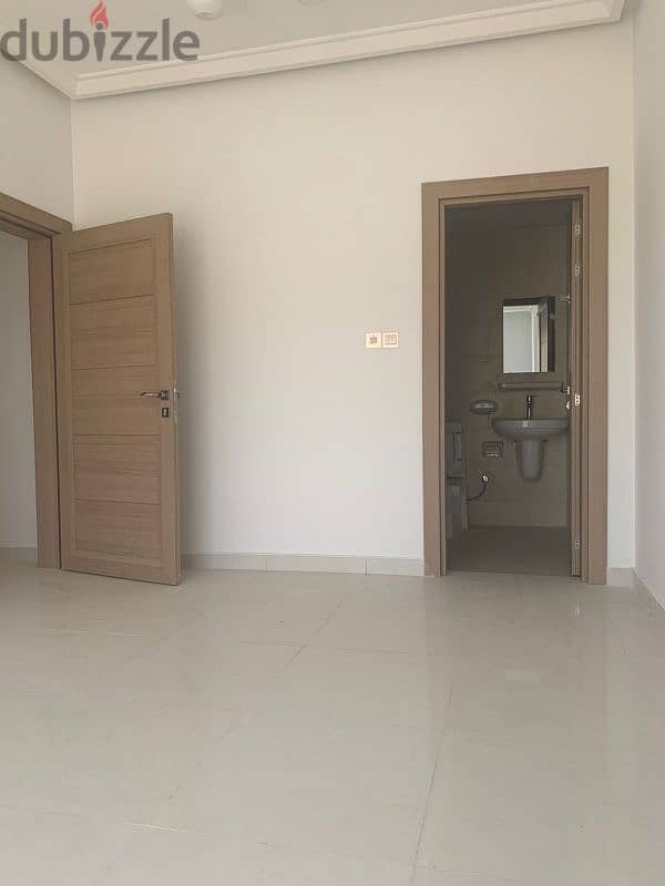 شقة للإيجار مقابل مول عمان Flat for rent in Bawshar 3