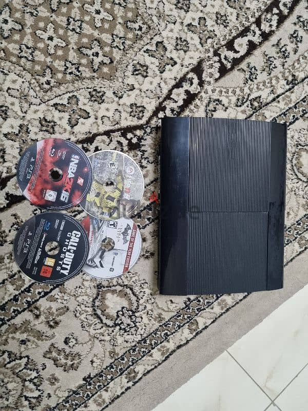 ps3 with 4 games 2