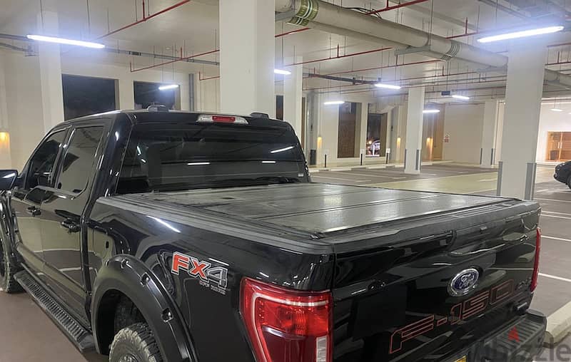 Folding Tonneau Cover for F-150 0