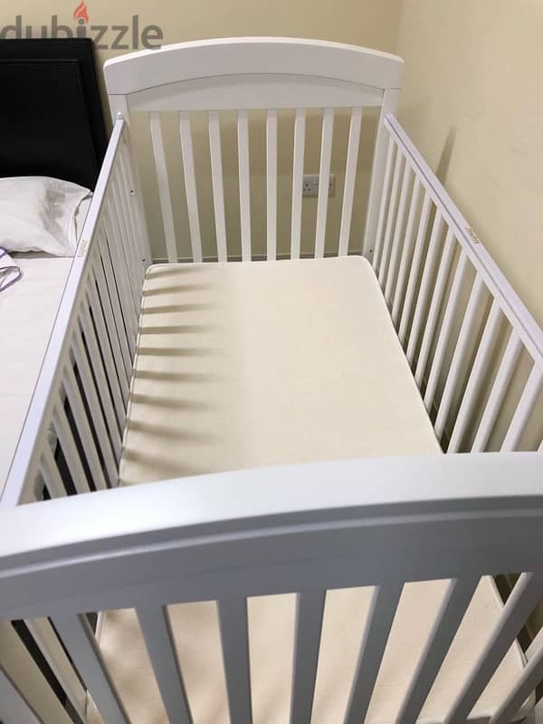 Juniors Baby Crib 1