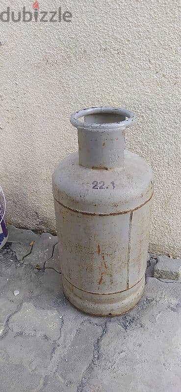 Gas cylinder 0