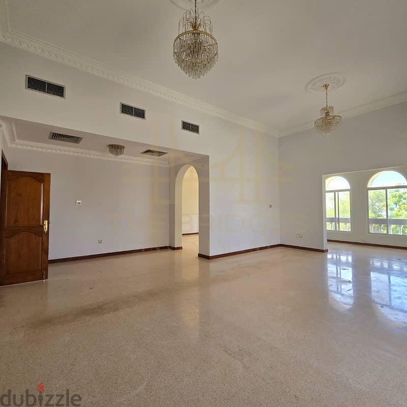 Excellent standalone villa located in Shatti Al Qurum 7