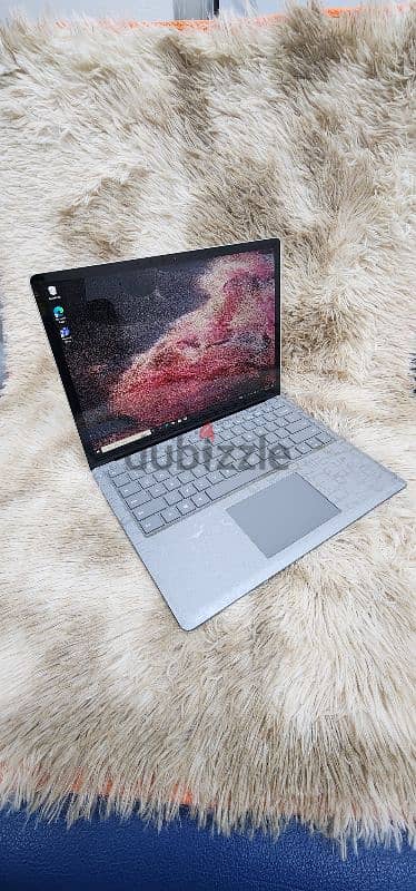 surface laptop 2 8th genration 1