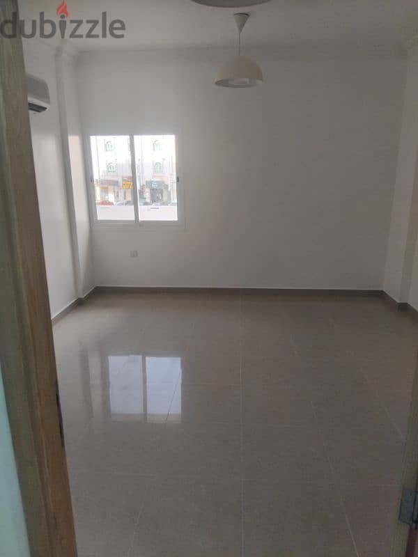 Flat for rent in Gubrah Near ALmaha Hotel excellent location 3