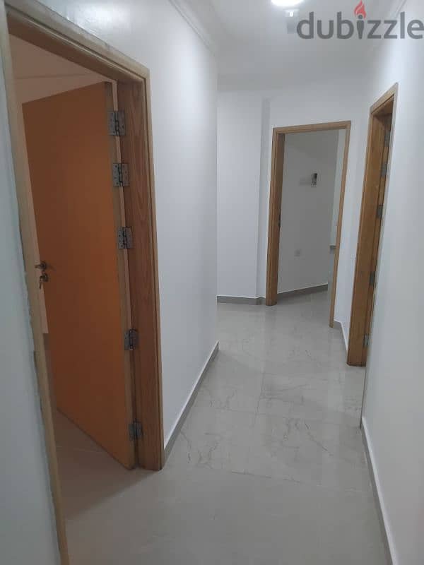 Flat for rent in Gubrah Near ALmaha Hotel excellent location 7