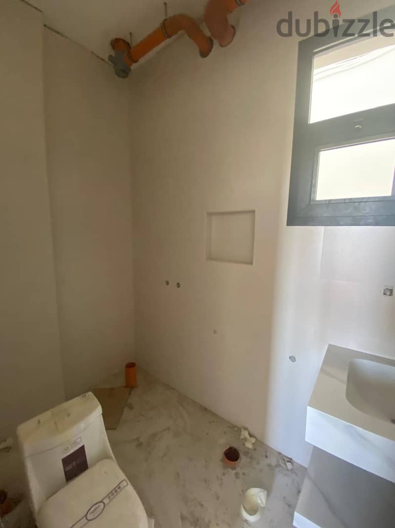 "SR-MO-690  *High-Quality Flat to Let in Al Khoud 7* 5