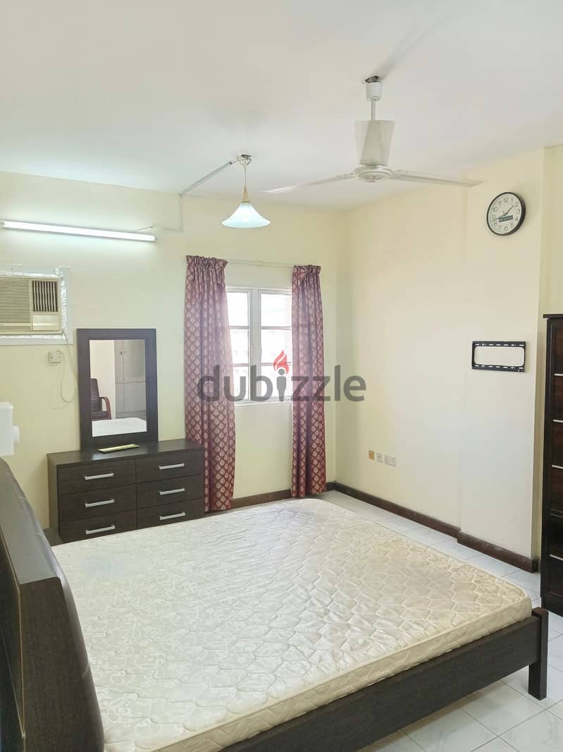 "SR-SR-691 *Flat for Rent in Ruwi - Affordable and Convenient Living* 2