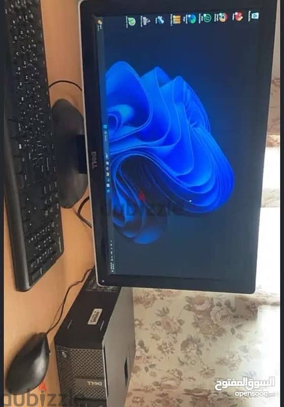 فرصه PC للبيع او البدل مع بليستيشن 1