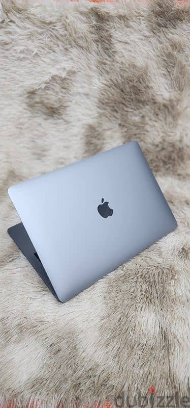 MacBook Air A1932 2018 4