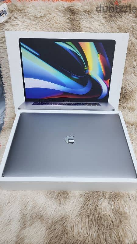 MacBook Pro A2141 0