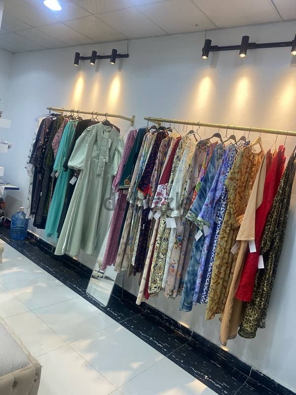 محل خياطه نسائية للبيع/ Shop for sale 3