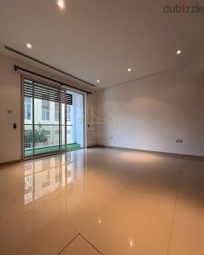 Luxury One + study room apartment in Al Mouj - The Wave Muscat 7