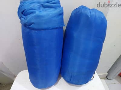 2 sleeping bags