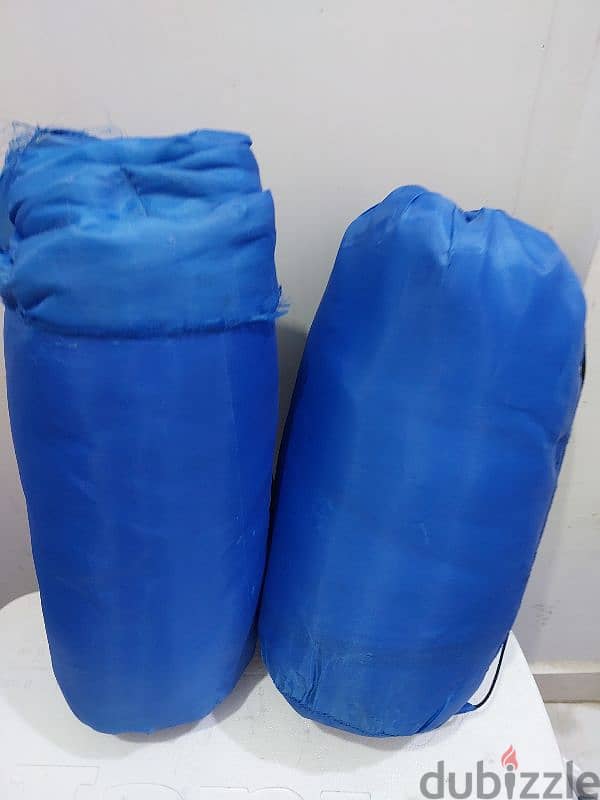 2 sleeping bags 1